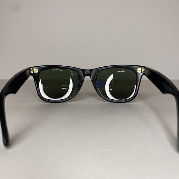 Rare Vintage B & L Ray-Ban Wayfarer Tortoiseshell Sunglasses - Picture 4 of 9